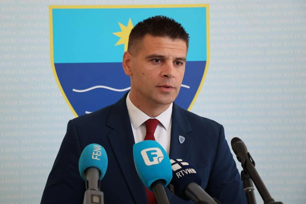 Ministar Marić: 'Jedan osumnjičeni za napad u Potocima pod kriminalističkom obradom, identificirani i drugi napadači'